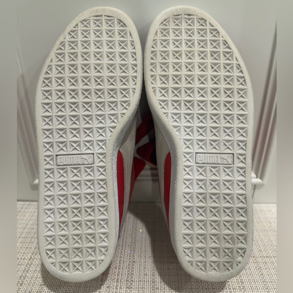 ❤️👟 SOLD - Puma Women’s Heart Basket DE Red Leather & White Sneakers - Picture 10 of 13